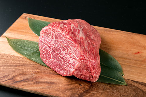 黒毛和牛（ウチモモ） WAGYU